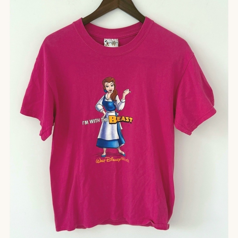 Vintage Q-TEES 'I'm With The Beast' Walt Disney World T-Shirt Made in USA Size S